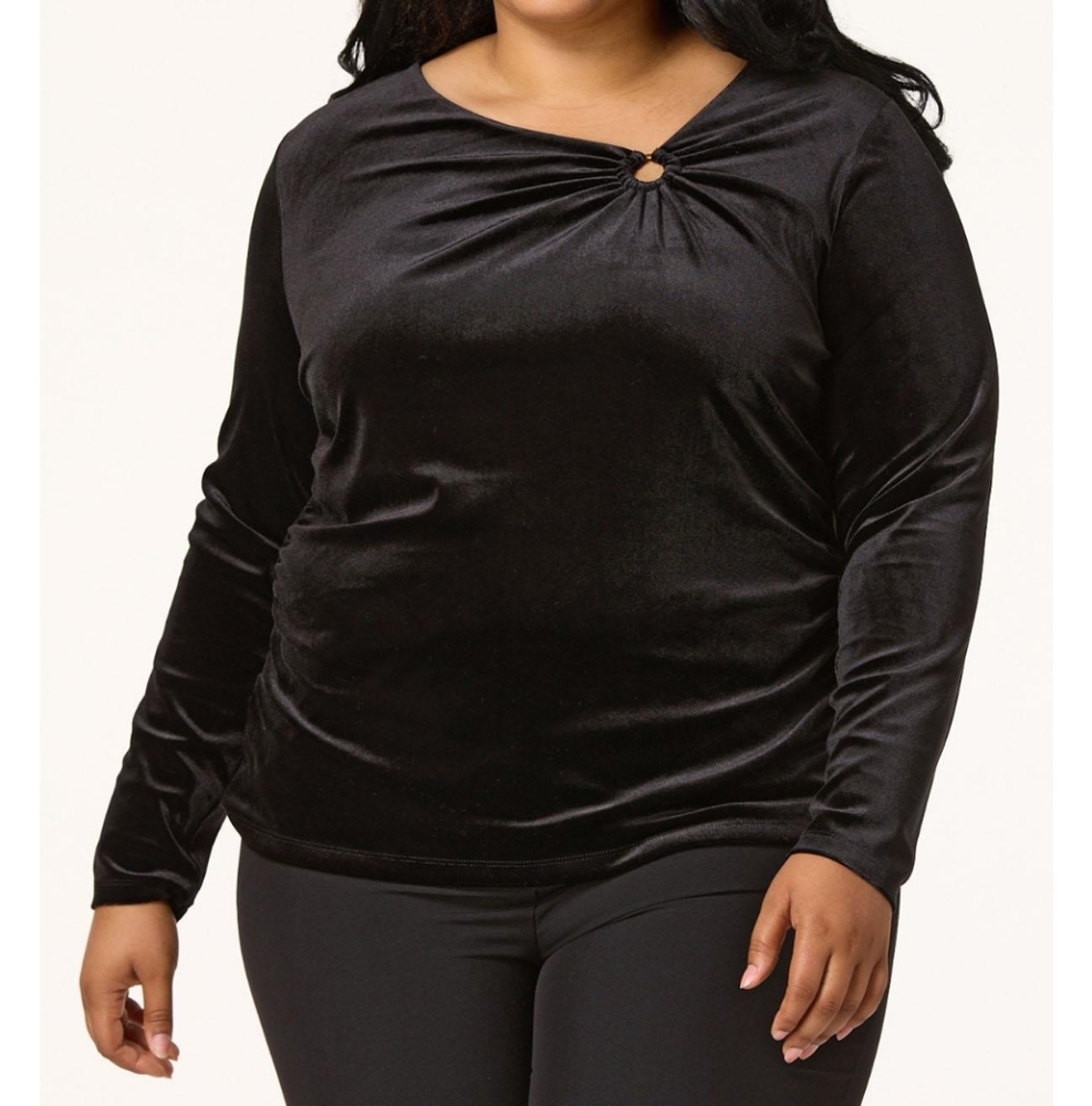 Women's Velvety Top
